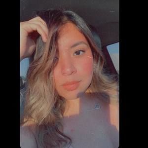 Meet your Posher, Aleida